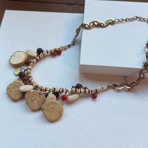 Elegant Gold and Cream Beaded Necklace